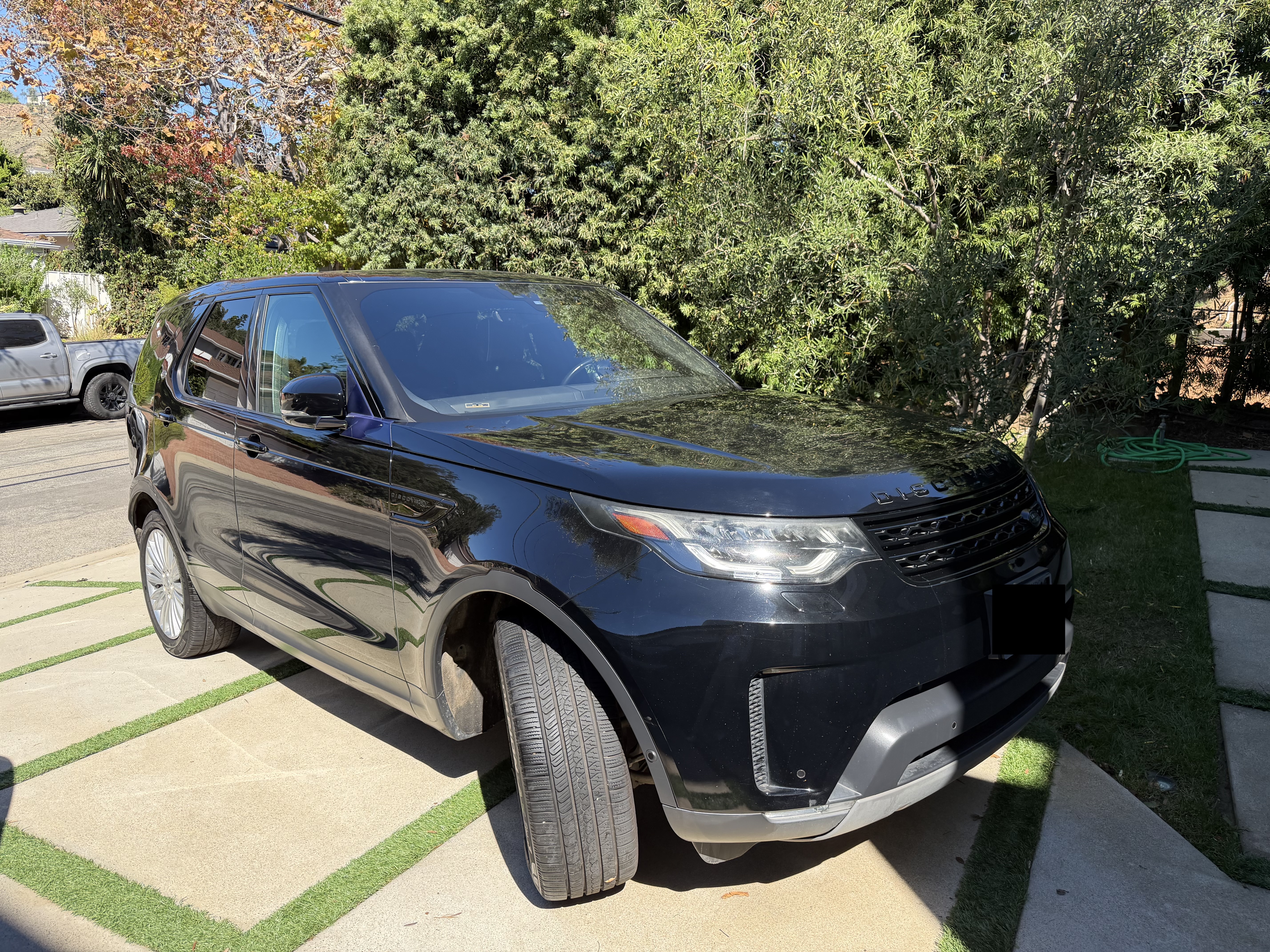 Used 2019 Land Rover Discovery HSE Luxury AWD/4WD image 8