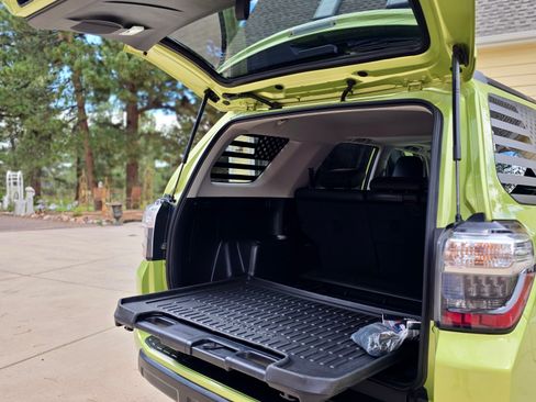Used 2023 Toyota 4Runner TRD Off-Road Premium w/ Moonroof Package AWD/4WD image 19