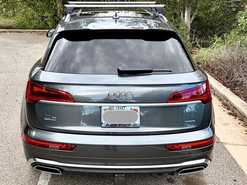 Used 2022 Audi Q5 e Premium Plus w/ Premium Plus Package image 6