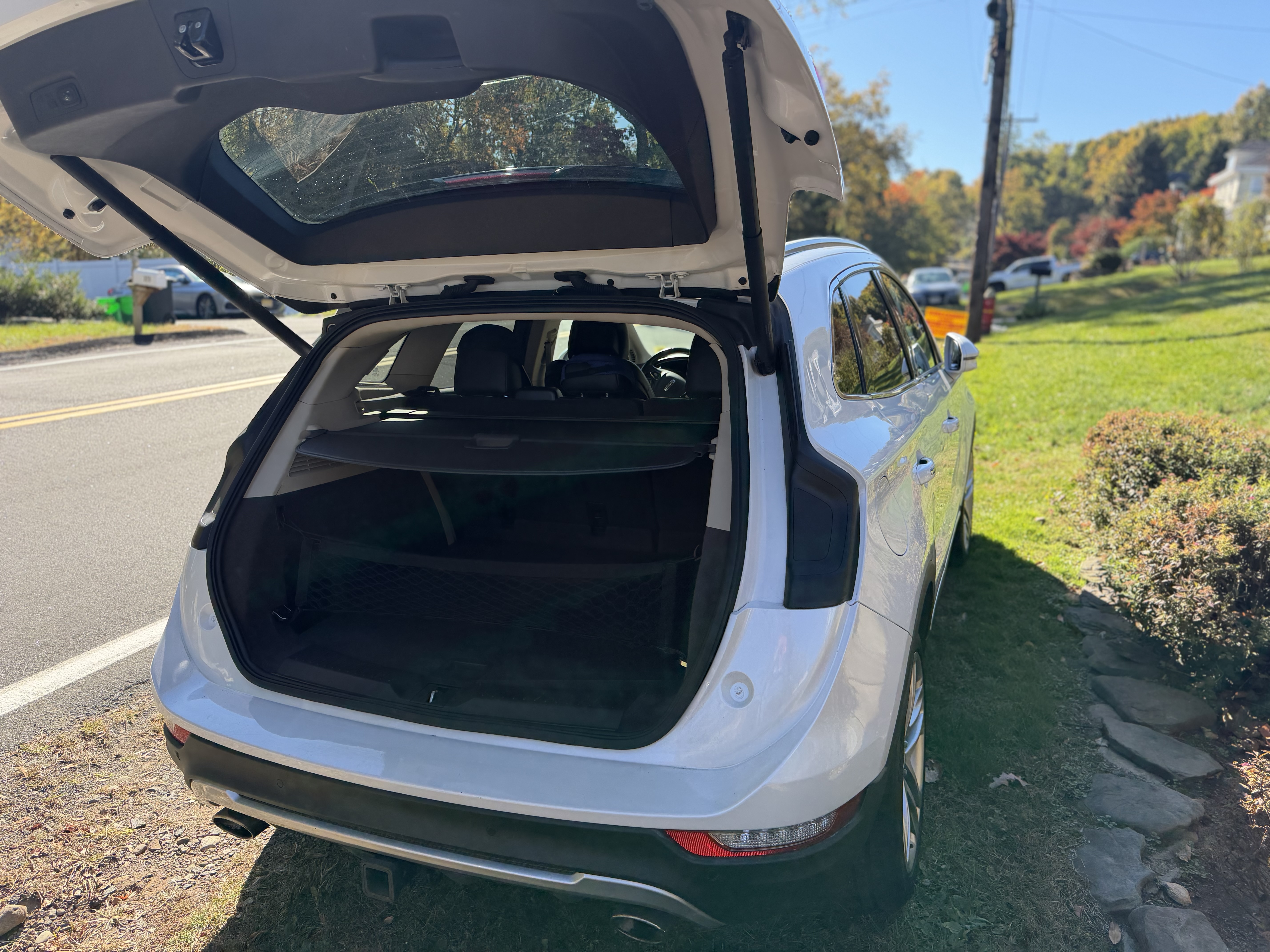 Used 2019 Lincoln MKC Reserve AWD/4WD image 6