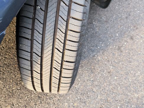 Used 2000 Honda Odyssey EX image 11