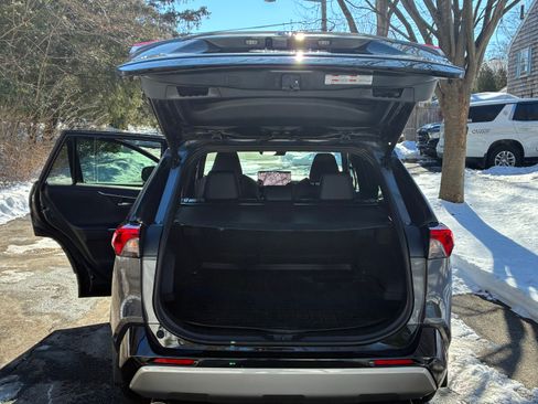 Used 2024 Toyota RAV4 XSE image 10