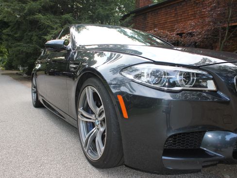 Used 2014 BMW M5 image 8