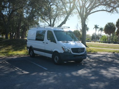 Used 2016 Mercedes-Benz Sprinter 2500 image 5