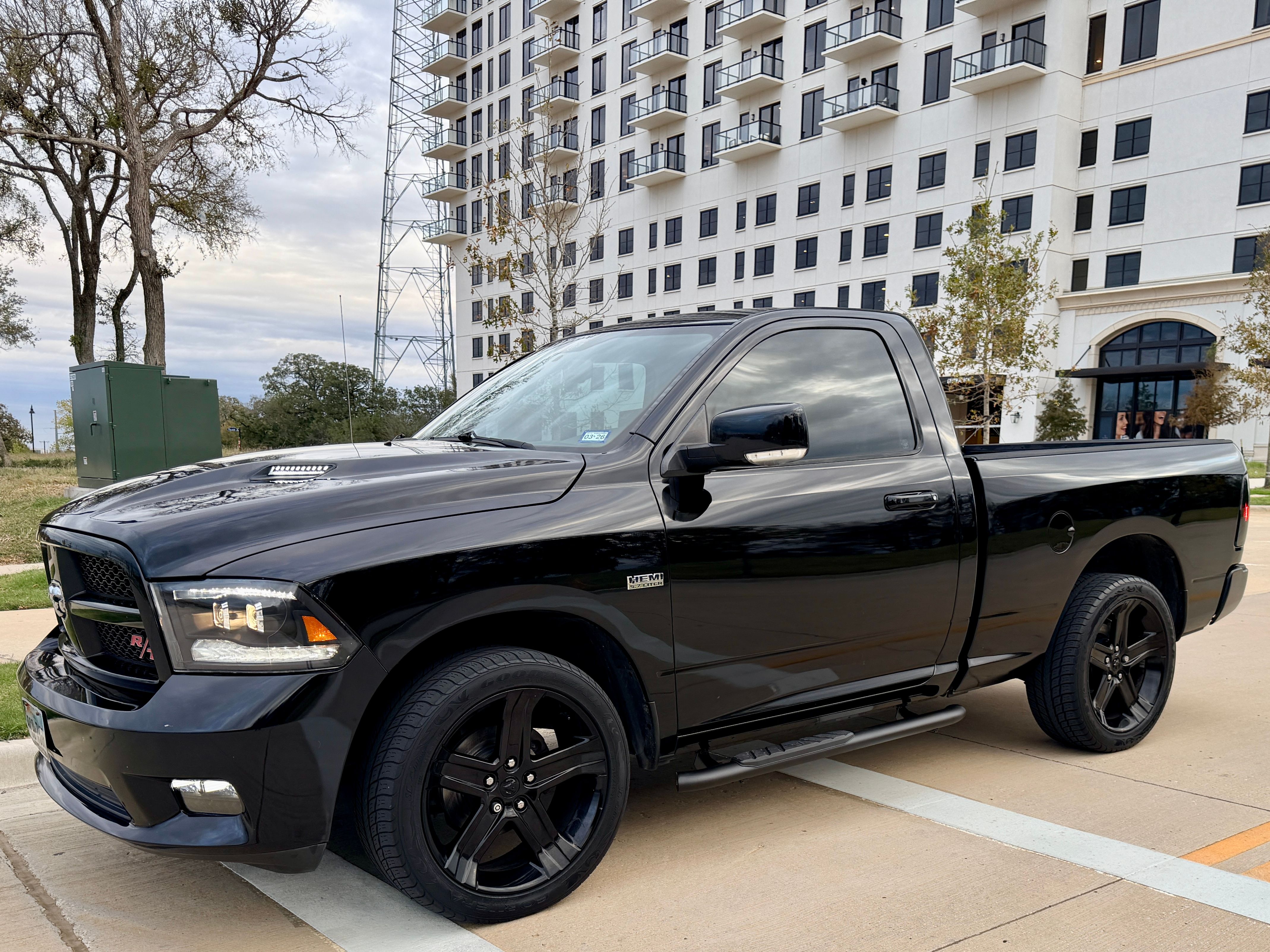Used 2012 RAM 1500 Sport w/ Remote Start & Security Group RWD image 2