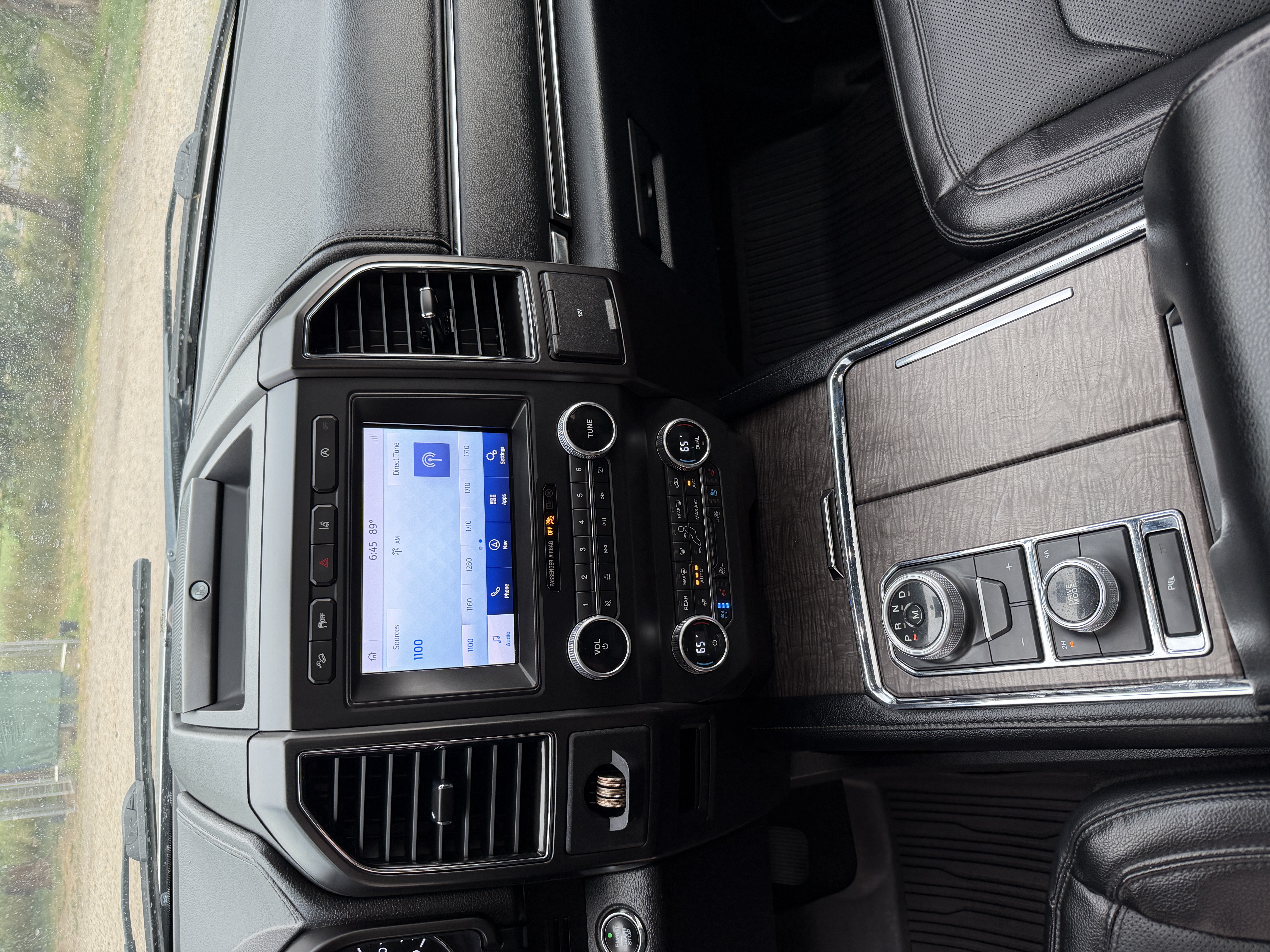 Used 2021 Ford Expedition Max Limited AWD/4WD image 12