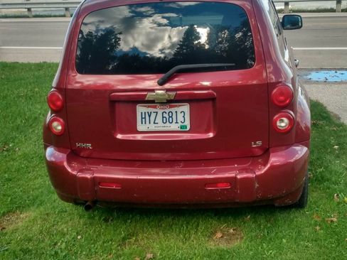 Used 2008 Chevrolet HHR LS w/ Enhanced Sound Package image 5