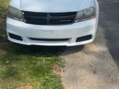 Used 2013 Dodge Avenger SE w/ Blacktop Pkg