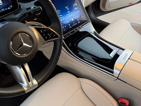 Used 2022 Mercedes-Benz C 300 C 300 Sedan 4D image 13