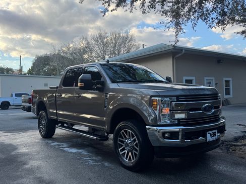 Used 2019 Ford F250 Lariat w/ Lariat Value Package AWD/4WD image 13