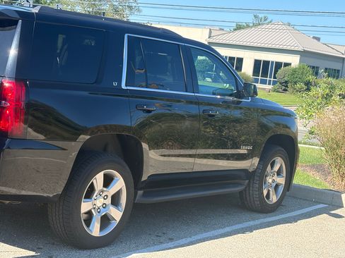Used 2019 Chevrolet Tahoe LT AWD/4WD image 4