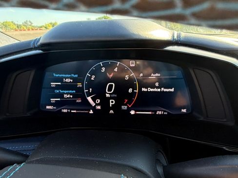 Used 2021 Chevrolet Corvette Stingray Premium Cpe w/ Z51 Performance Package RWD image 11