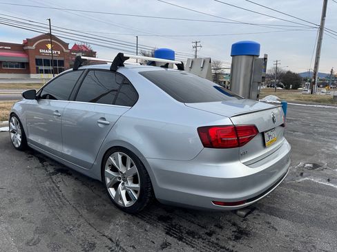 Used 2015 Volkswagen Jetta GLI SE image 6