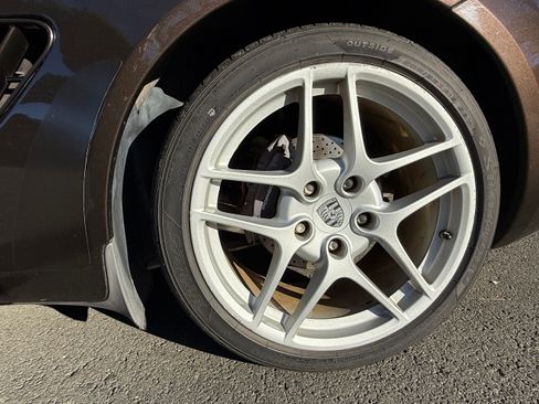 Used 2011 Porsche Cayman image 18