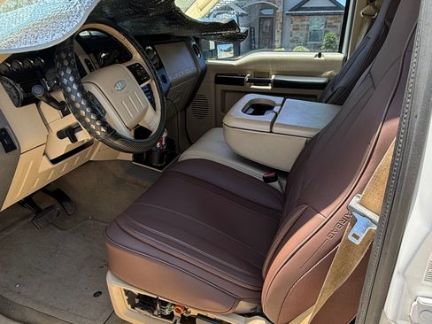 Used 2008 Ford F350 Lariat AWD/4WD image 6