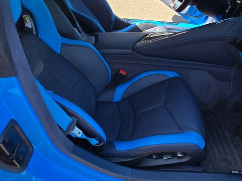 Used 2024 Chevrolet Corvette Z06 w/ Z07 Performance Package image 20