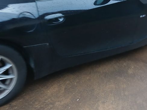 Used 2005 BMW Z4 2.5i image 4