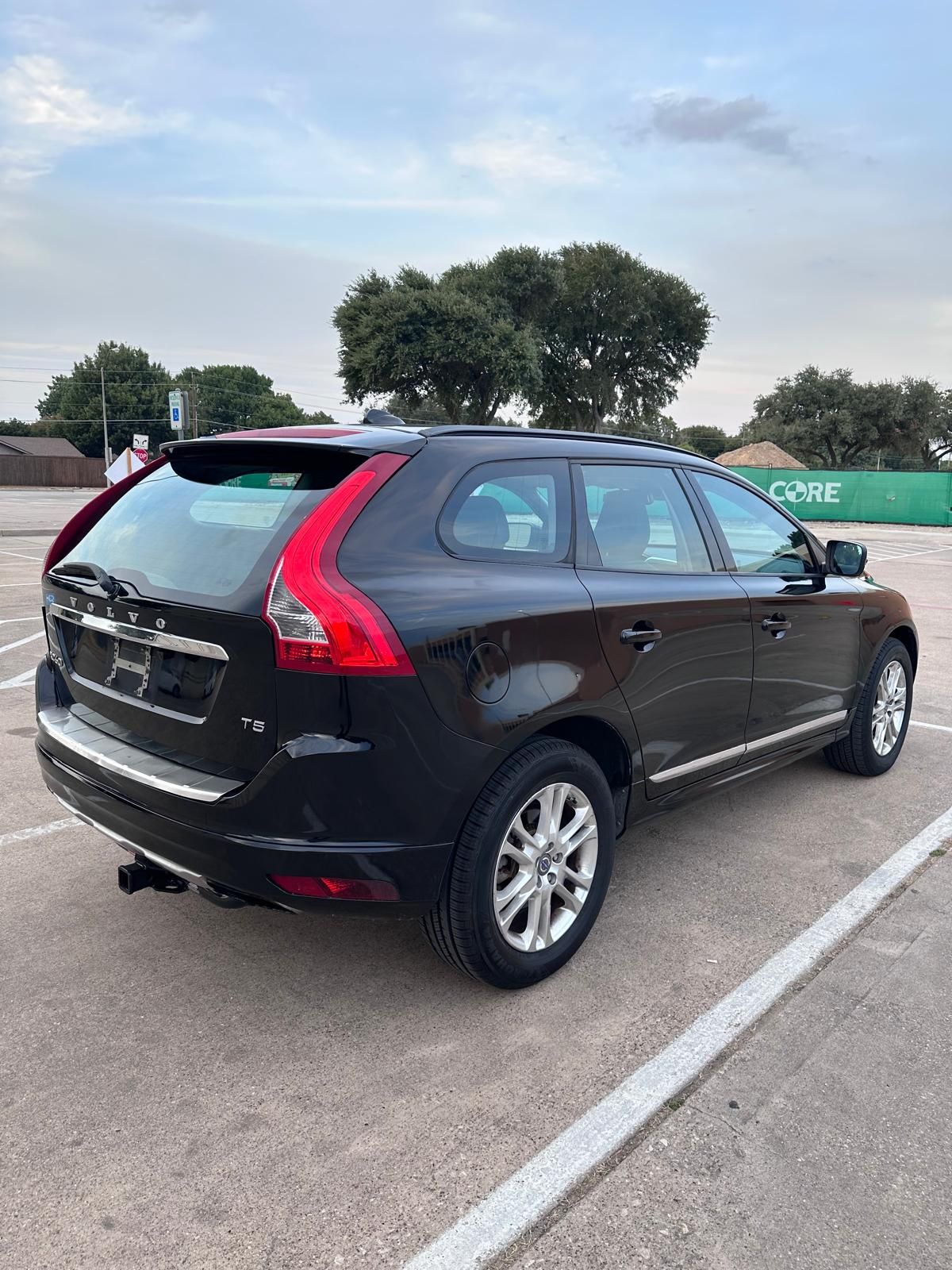 Used 2015 Volvo XC60 T5 FWD image 5