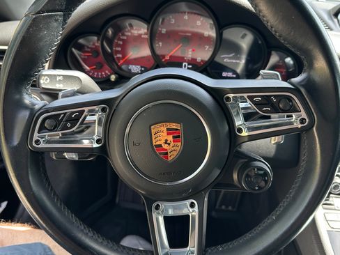 Used 2019 Porsche 911 Carrera S RWD image 22