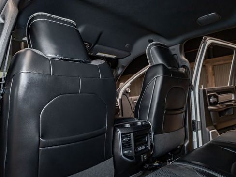 Used 2023 RAM 3500 Laramie w/ Night Edition image 24