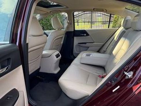 Used 2013 Honda Accord EX-L image 17