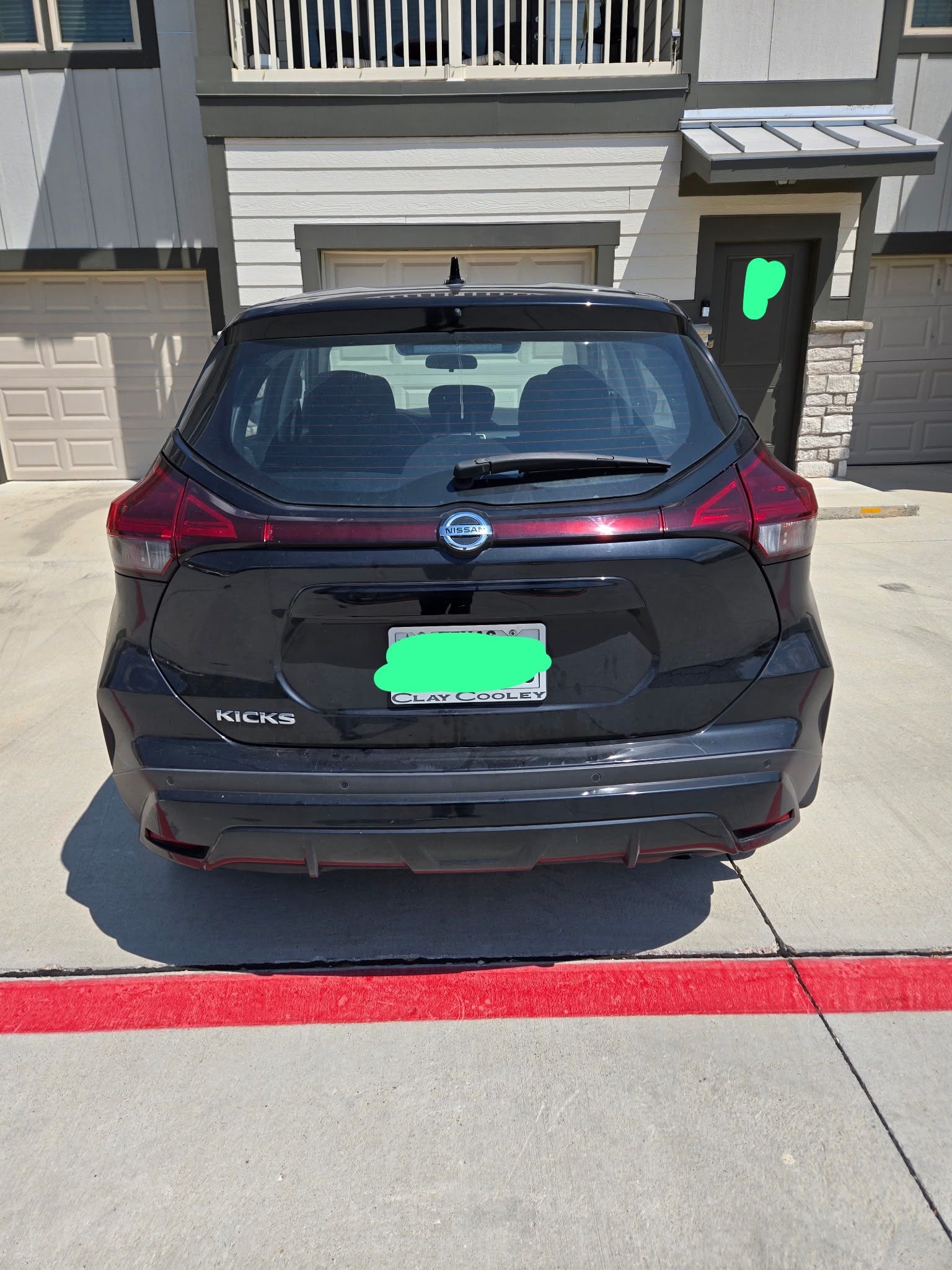 Used 2021 Nissan Kicks S FWD image 2