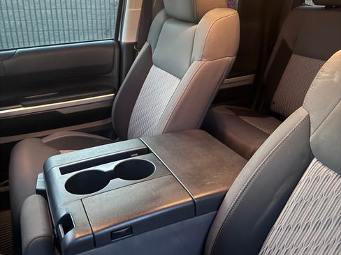 Used 2017 Toyota Tundra SR image 10