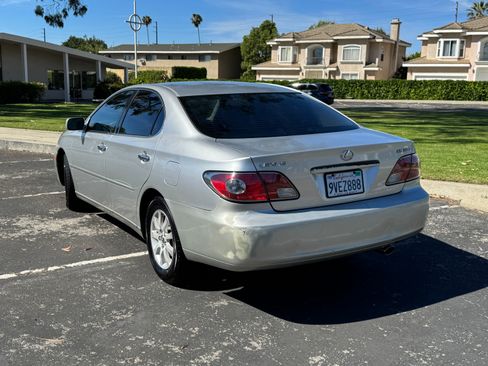 Used 2004 Lexus ES 330 image 11
