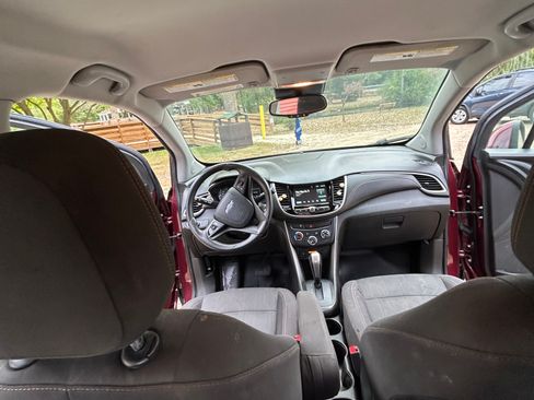Used 2017 Chevrolet Trax LT image 5