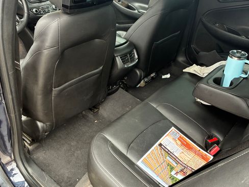 Used 2016 Chevrolet Malibu Premier w/ Driver Confidence Package II image 10