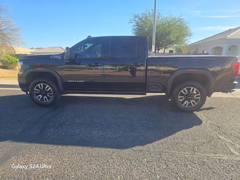 Used 2023 GMC Sierra 2500 AT4 w/ AT4 Premium Plus Package image 4