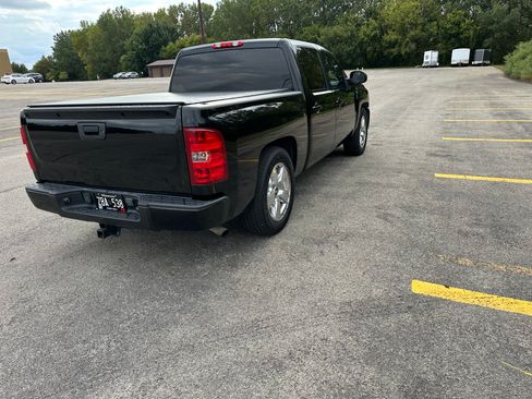 Used 2009 Chevrolet Silverado 1500 LT w/ Regional Value Package image 11