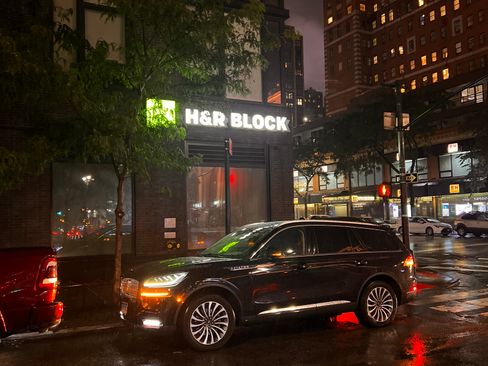 Used 2020 Lincoln Aviator Reserve w/ Equipment Group 201A image 4