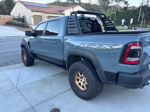 Used 2021 RAM 1500 TRX w/ TRX Lanuch Edition image 4