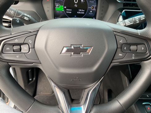 Used 2022 Chevrolet Bolt LT image 15