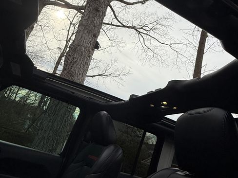 Used 2019 Jeep Wrangler Unlimited Rubicon image 6