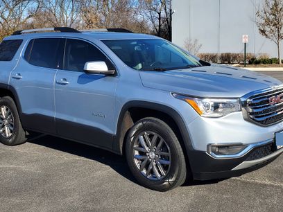 Used 2017 GMC Acadia SLT