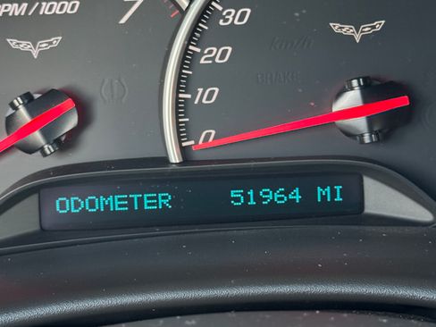 Used 2005 Chevrolet Corvette Coupe w/ Preferred Equipment Group image 14