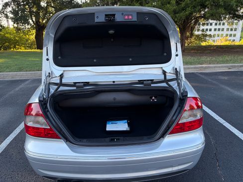 Used 2007 Mercedes-Benz CLK 63 AMG Cabriolet image 20