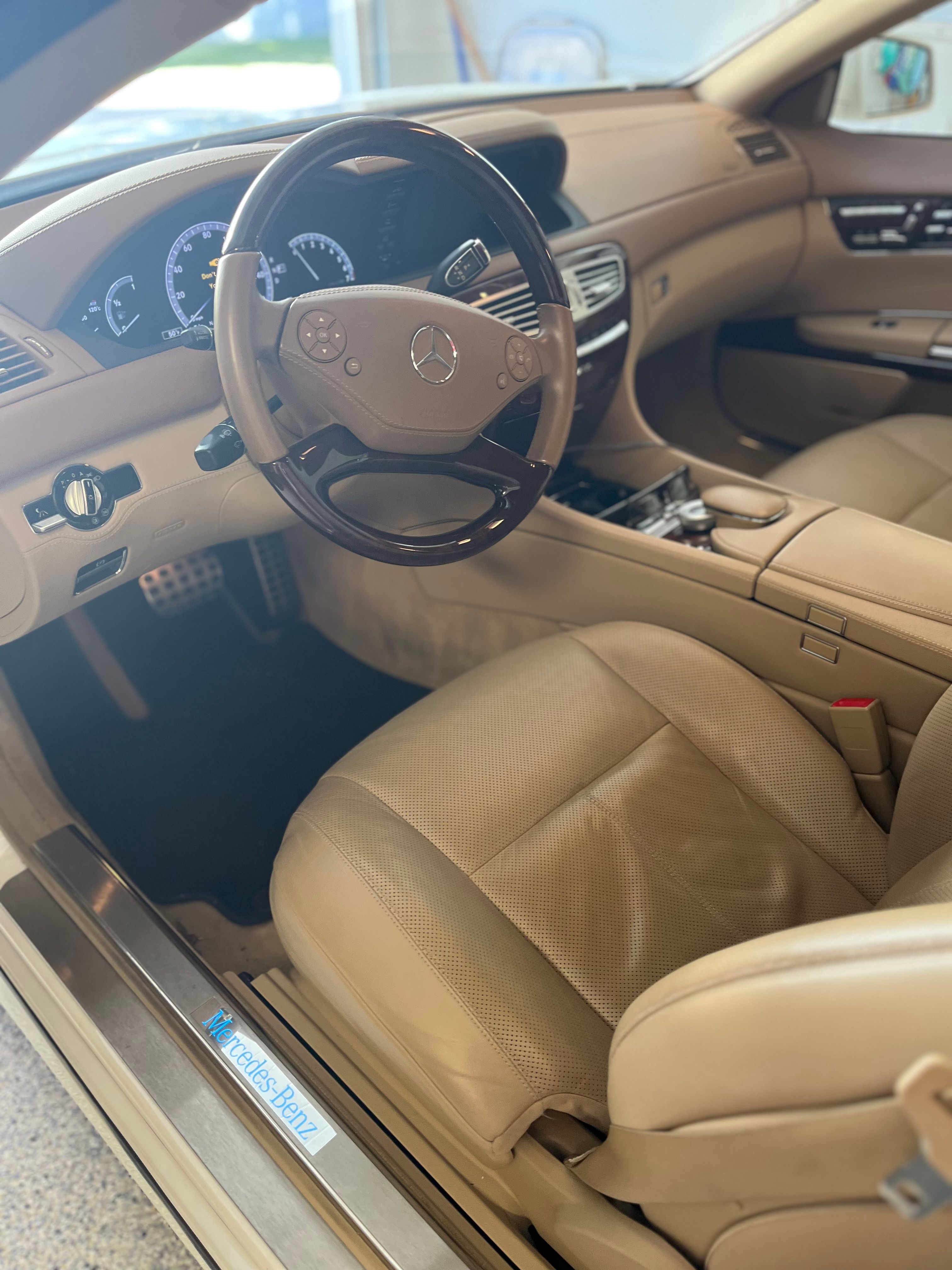 Used 2013 Mercedes-Benz CL 550 4MATIC image 20