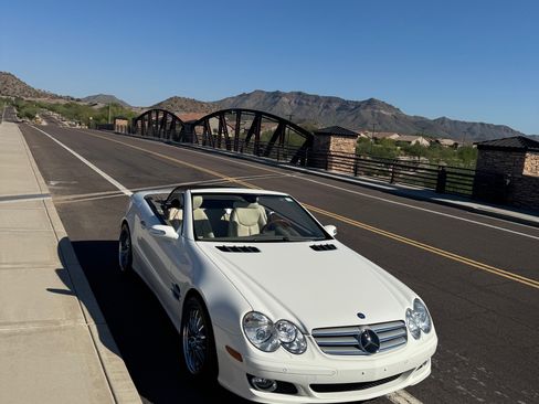 Used 2007 Mercedes-Benz SL 550 image 6
