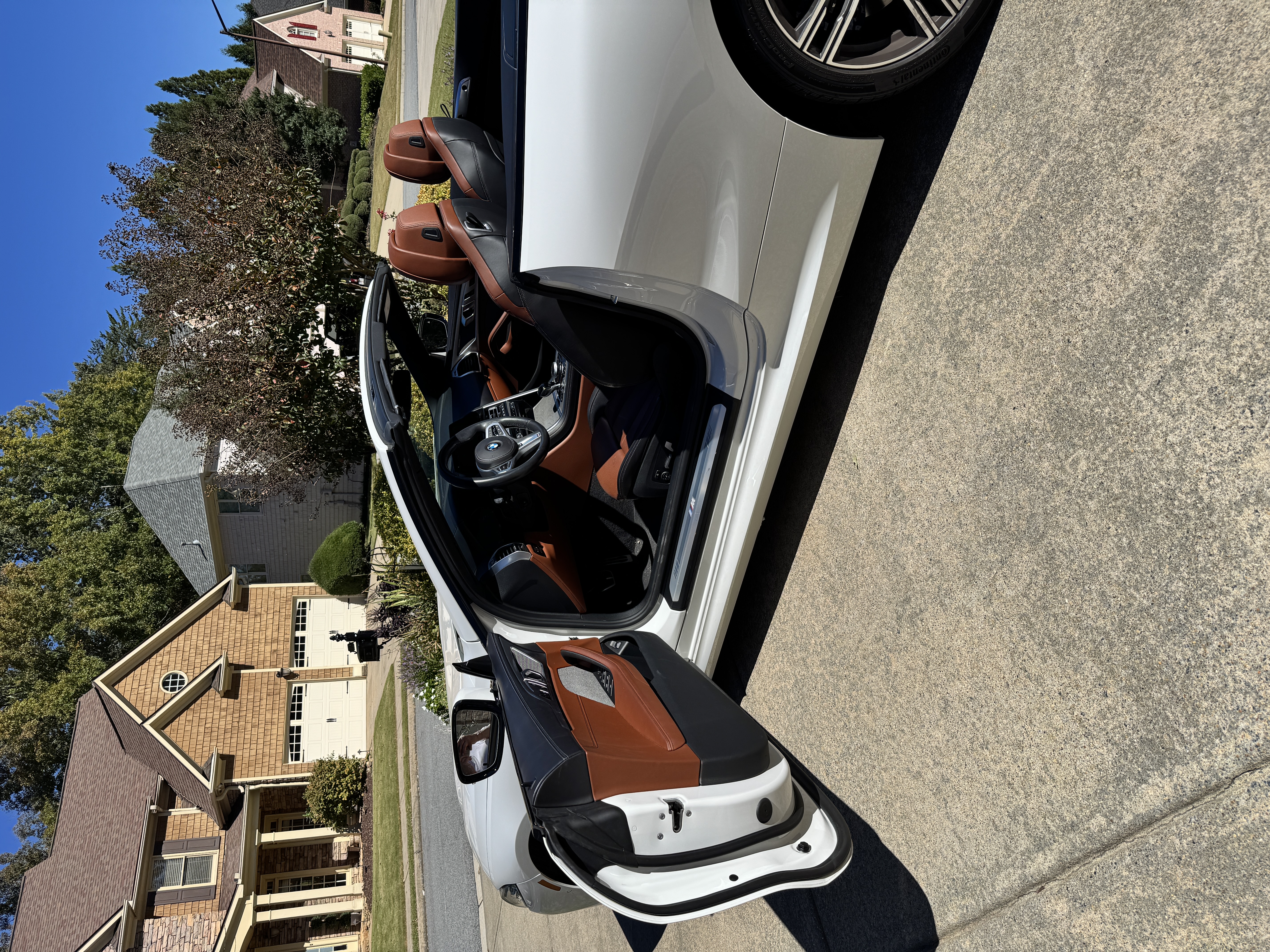 Used 2022 BMW 840i xDrive Convertible w/ Driving Assistance Package AWD/4WD image 10