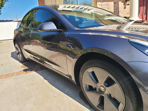 Used 2022 Tesla Model 3 Long Range image 9