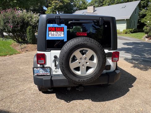 Used 2011 Jeep Wrangler Sport AWD/4WD image 6
