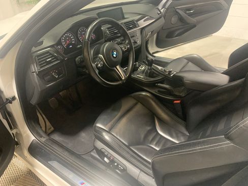 Used 2015 BMW M4 Coupe 2D image 19