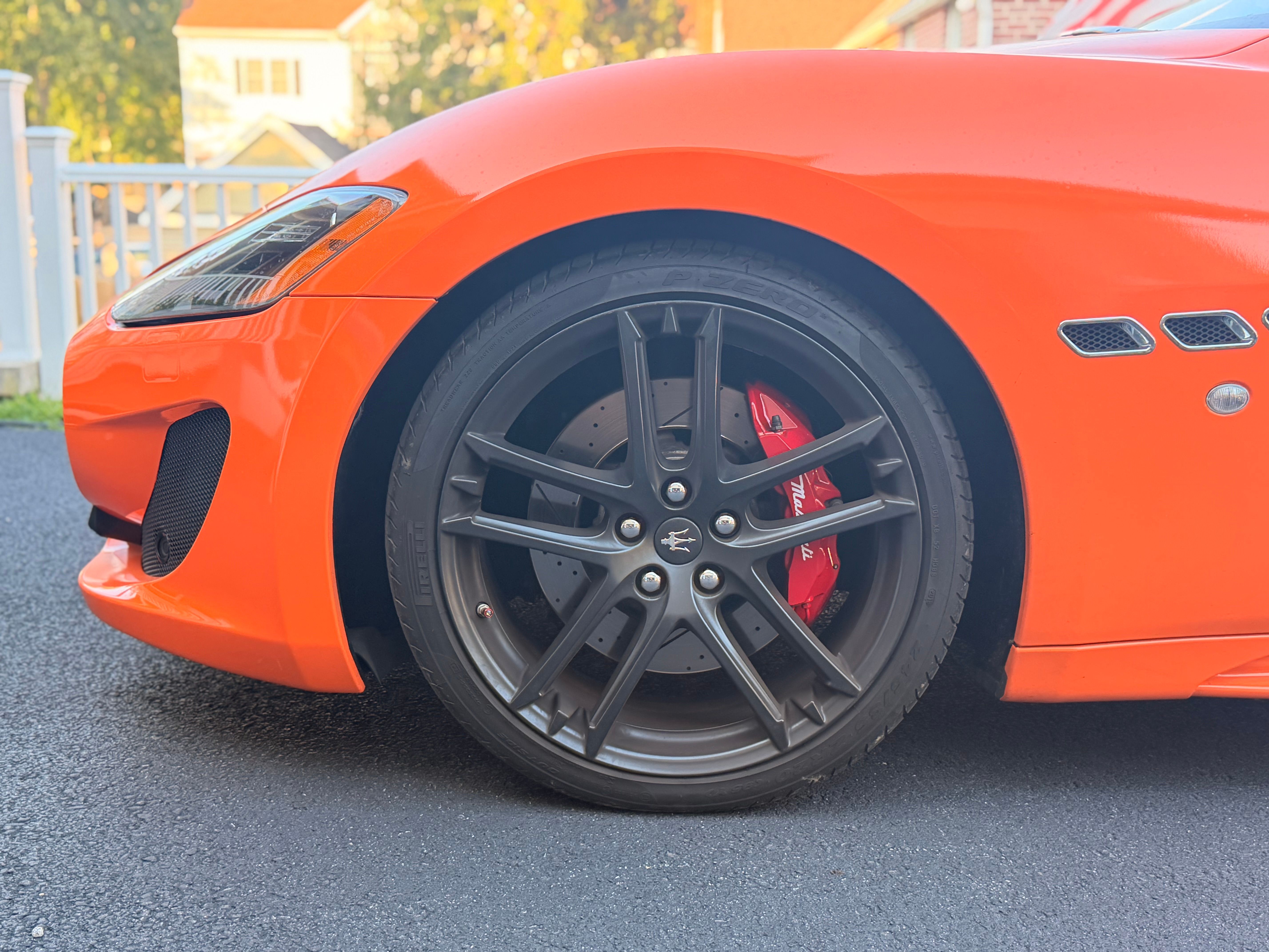 Used 2016 Maserati GranTurismo MC RWD image 6