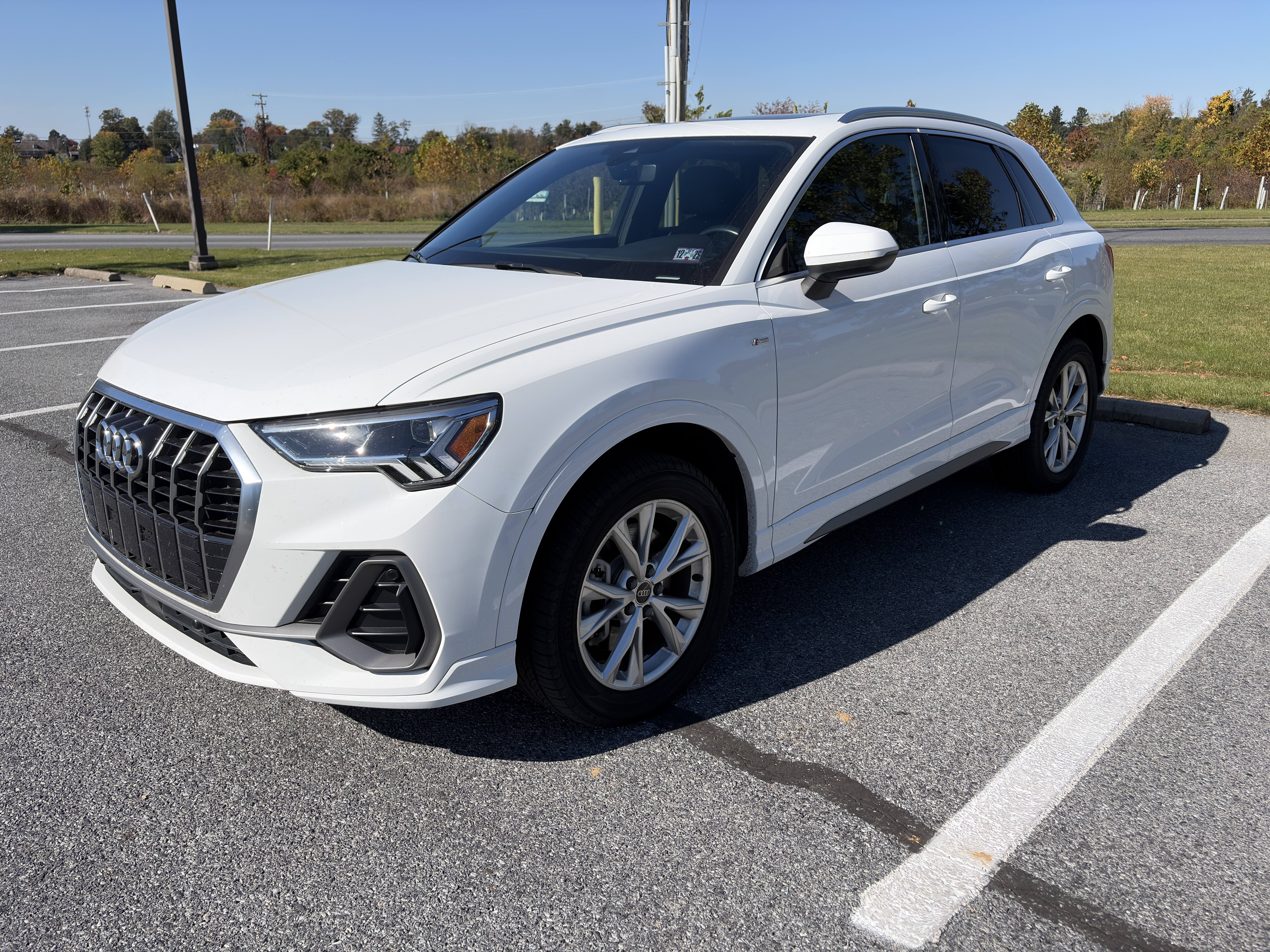 Used 2024 Audi Q3 2.0T Premium AWD/4WD image 1