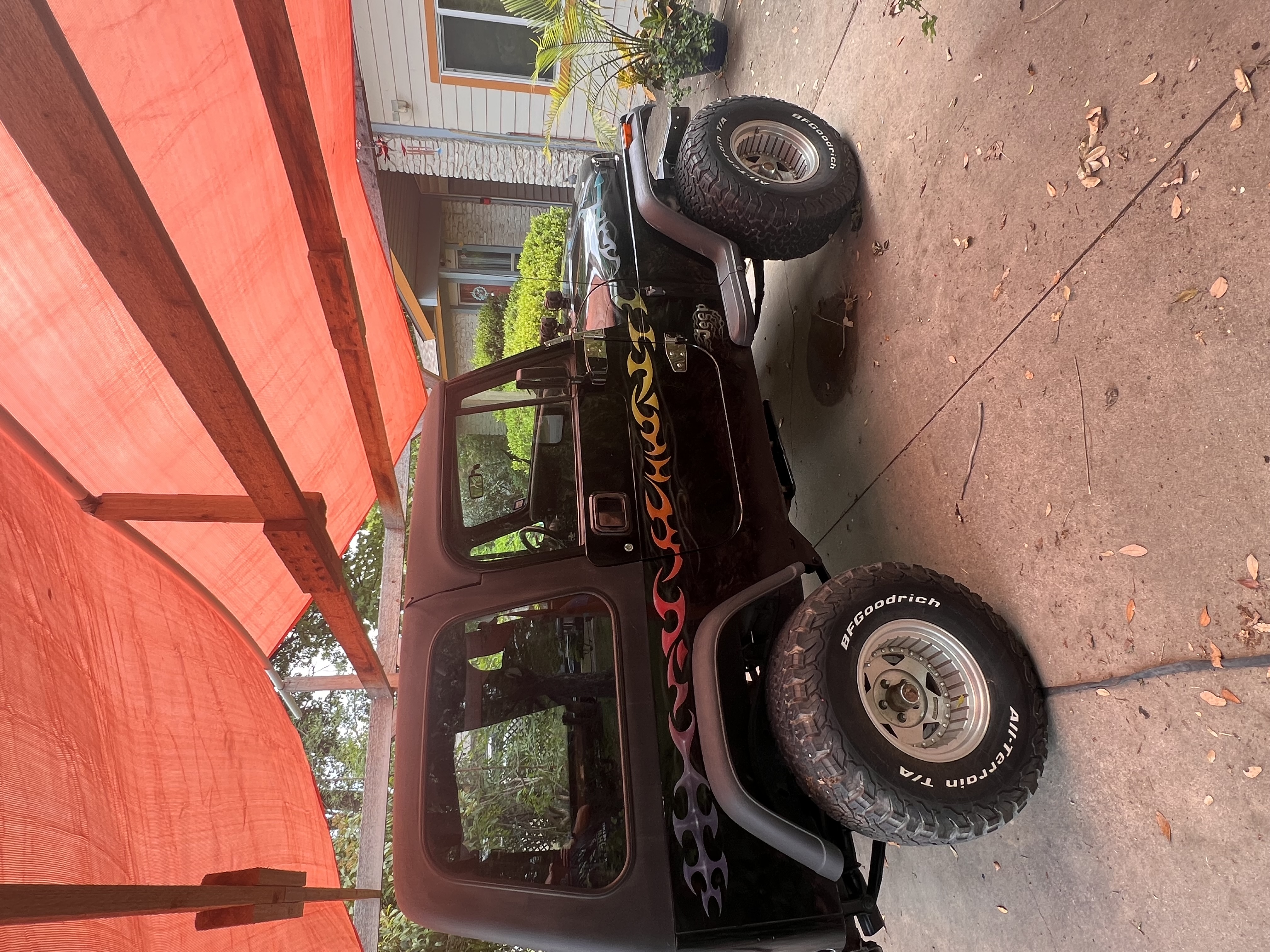 Used 1993 Jeep Wrangler 4WD image 1