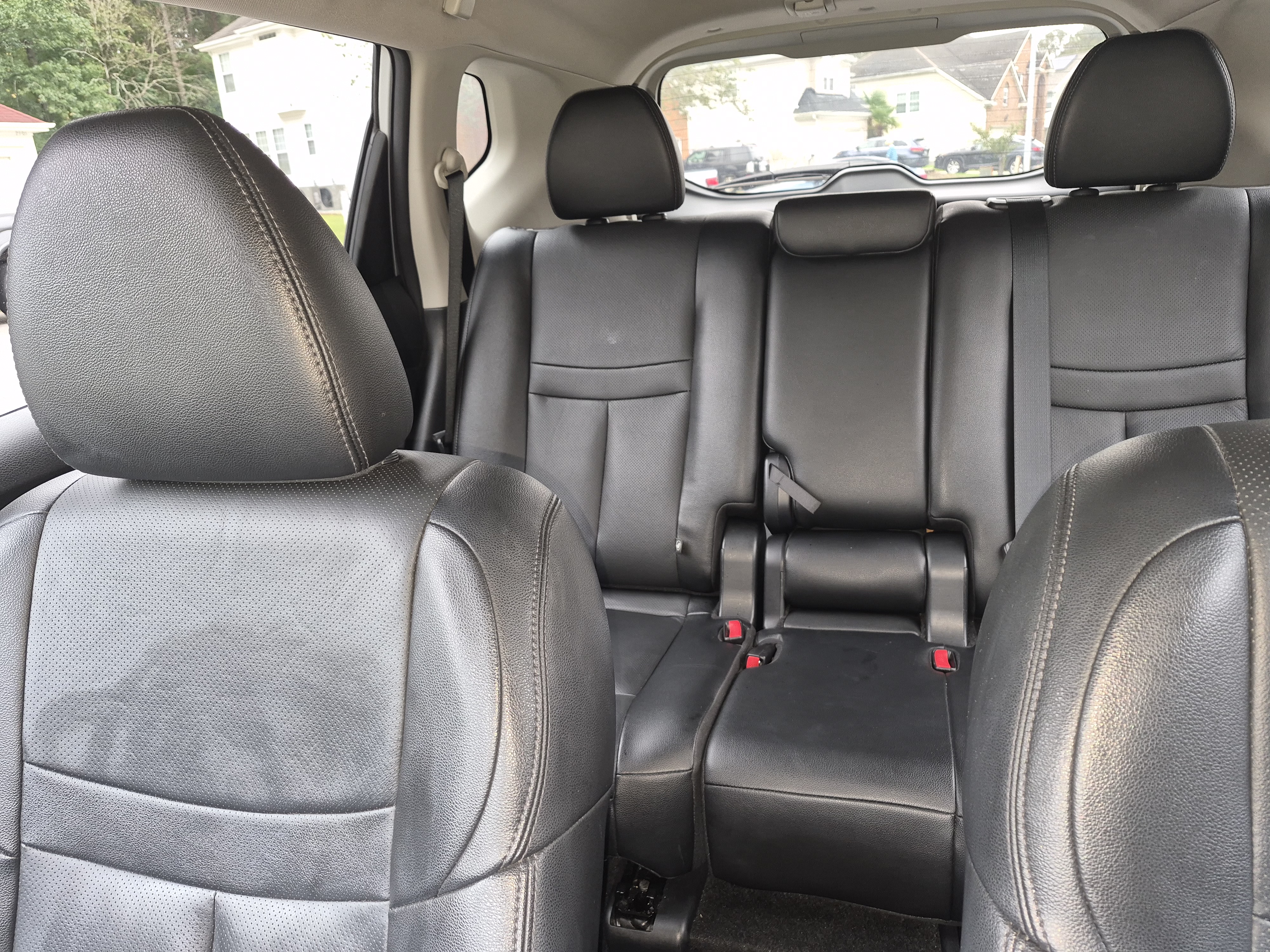 Used 2016 Nissan Rogue SL w/ SL Premium Package FWD image 12