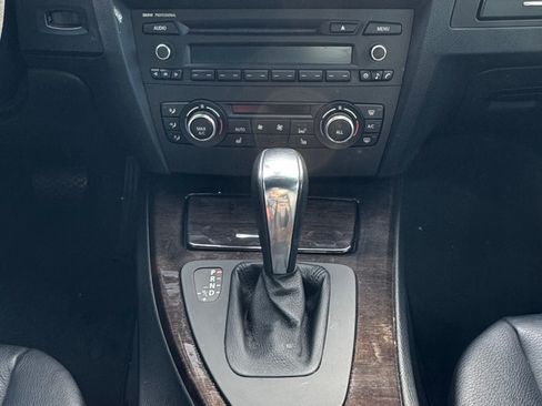 Used 2013 BMW 328i Convertible image 14